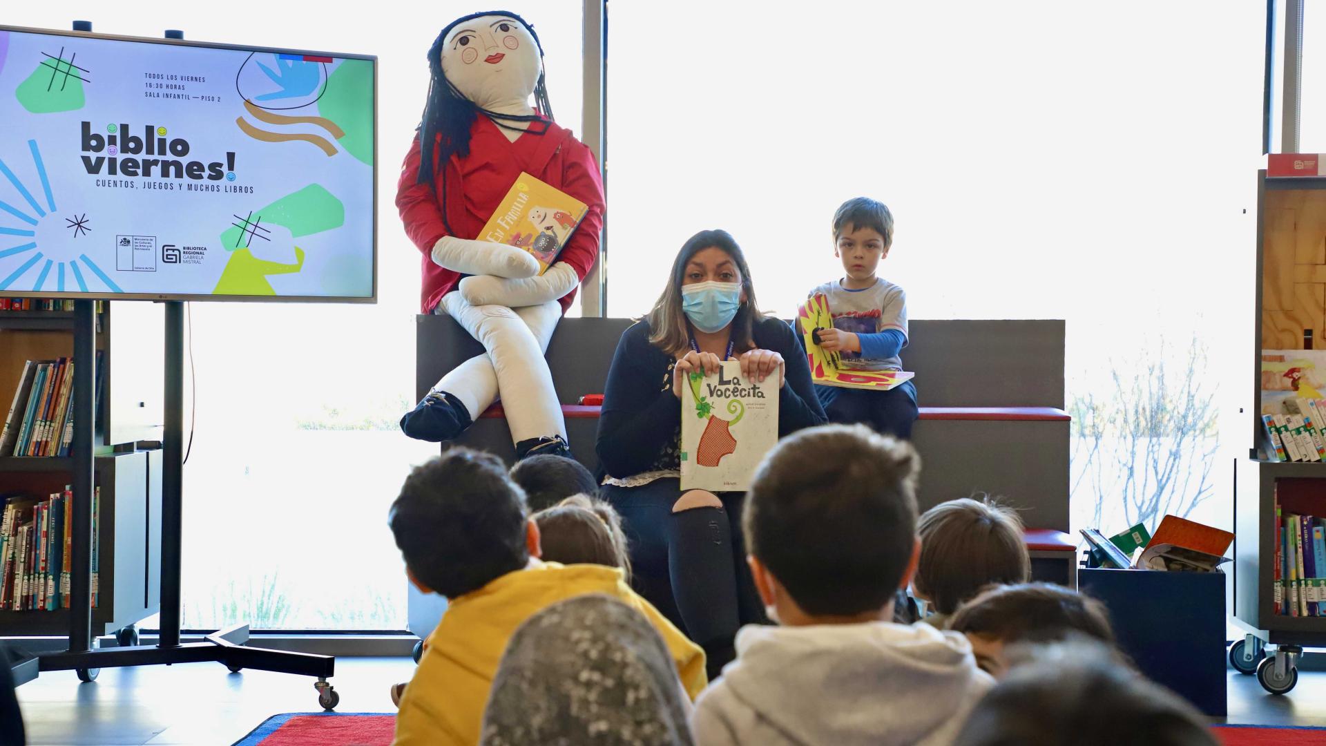 Disfruta en familia los Biblioviernes! en la Biblioteca Regional