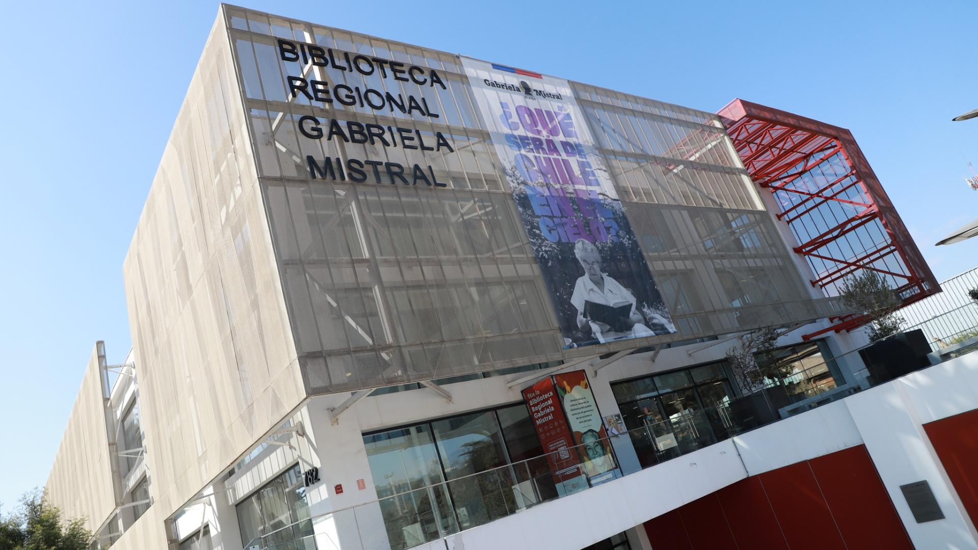 Biblioteca Regional Gabriela Mistral, esta última lugar donde se llevará a cabo el encuentro en su salón auditorio desde las 10:30 de la mañana.