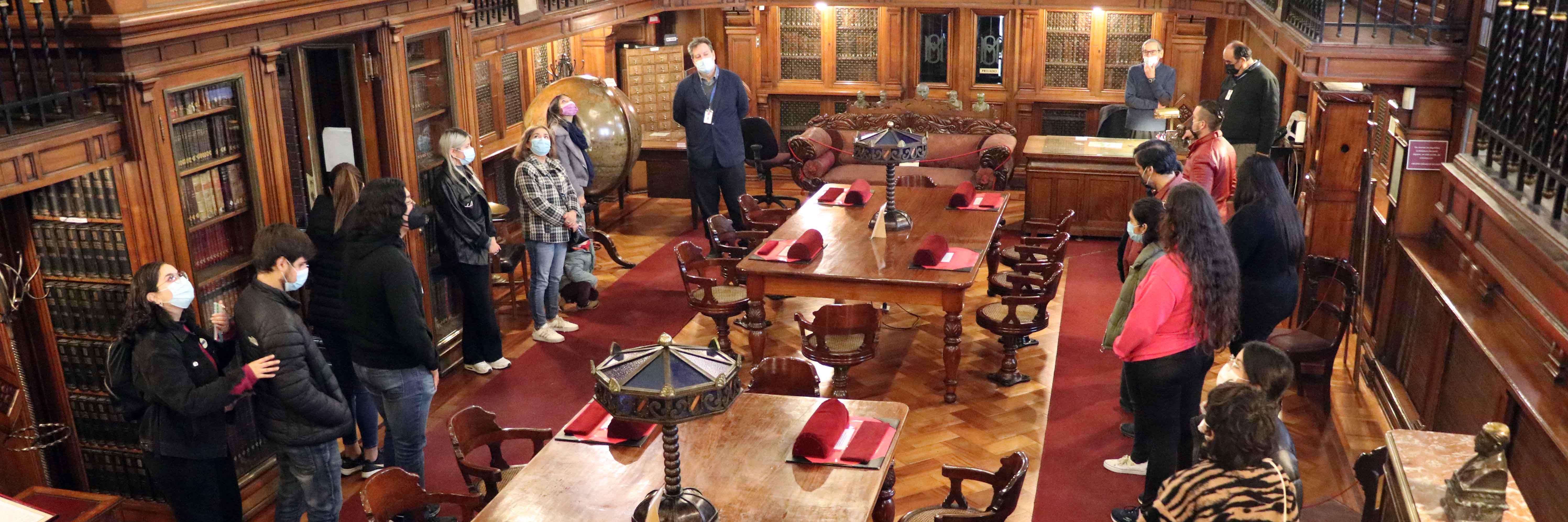 Visitantes en la Biblioteca Nacional Día de los Patrimonios 2022