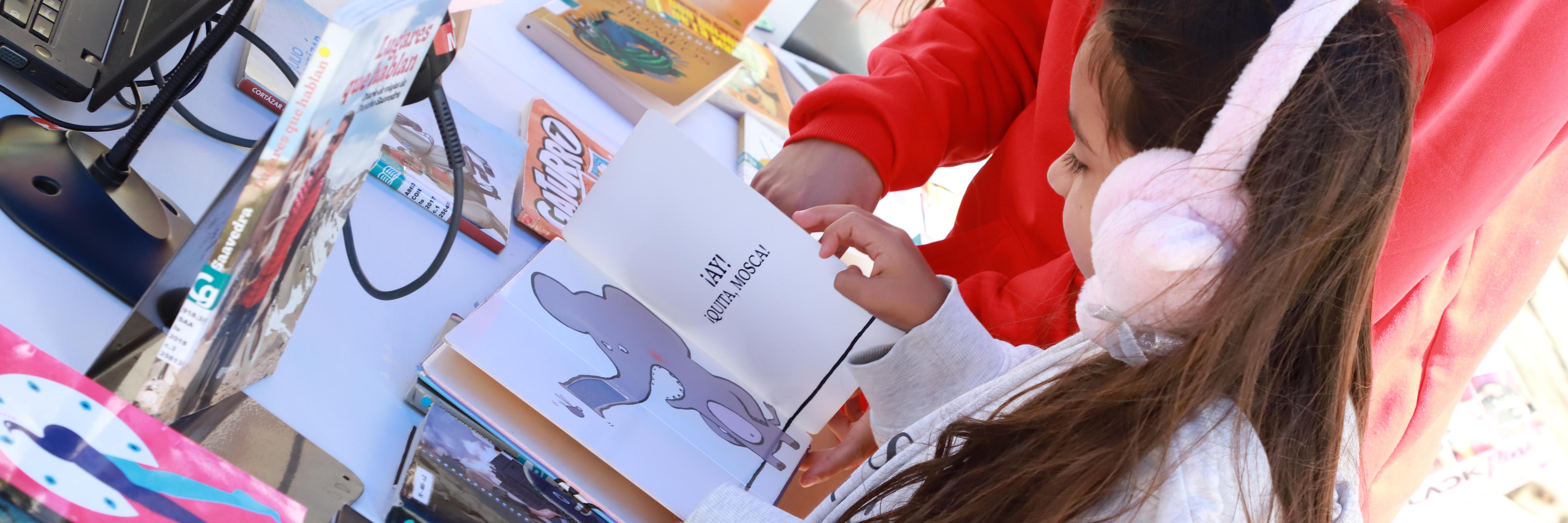 La invitación es a seguir disfrutando con una entretenida cartelera junto a la Biblioteca Regional Gabriela Mistral, espacio que además te espera con una amplia selección de libros, para todos los gustos y edades. 