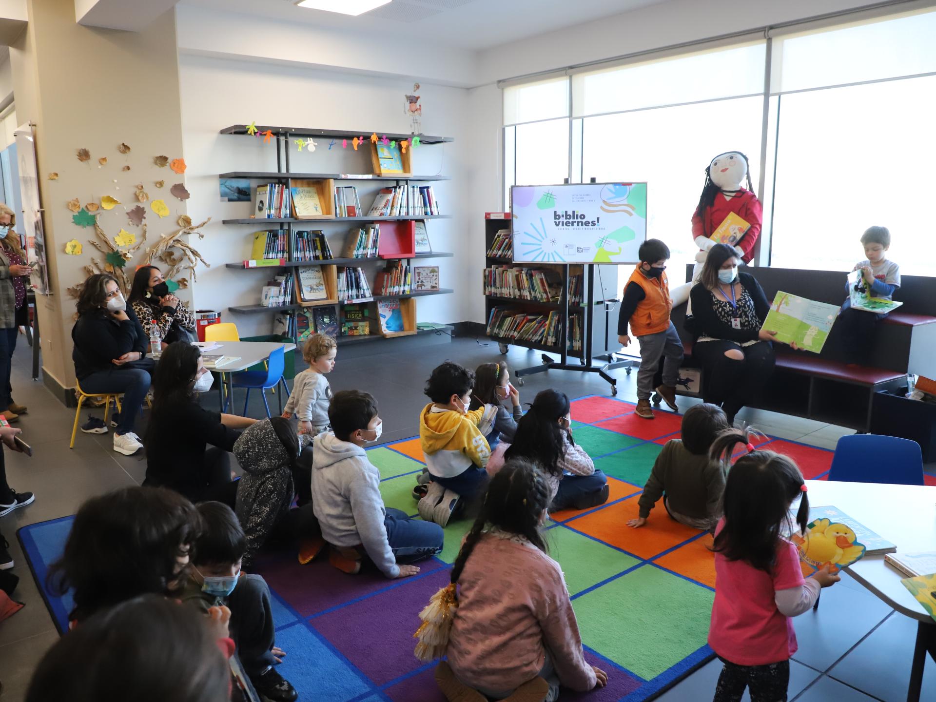 Súmate a una nueva tarde de cuentos y mucho más en nuestra sala infantil.