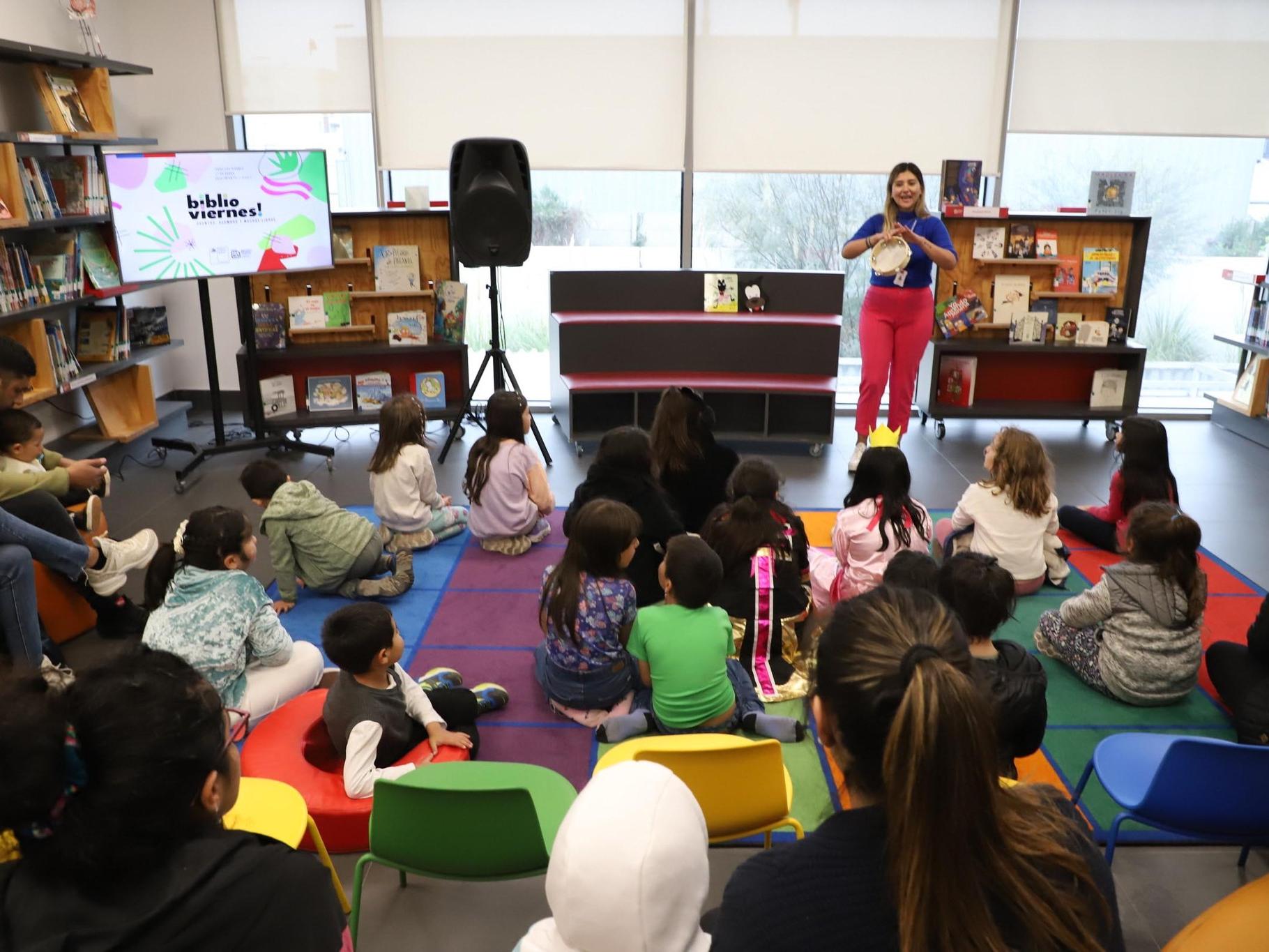 Súmate a una nueva jornada de cuentos y dinámicas en el segundo piso de la Biblioteca Regional Gabriela Mistral.