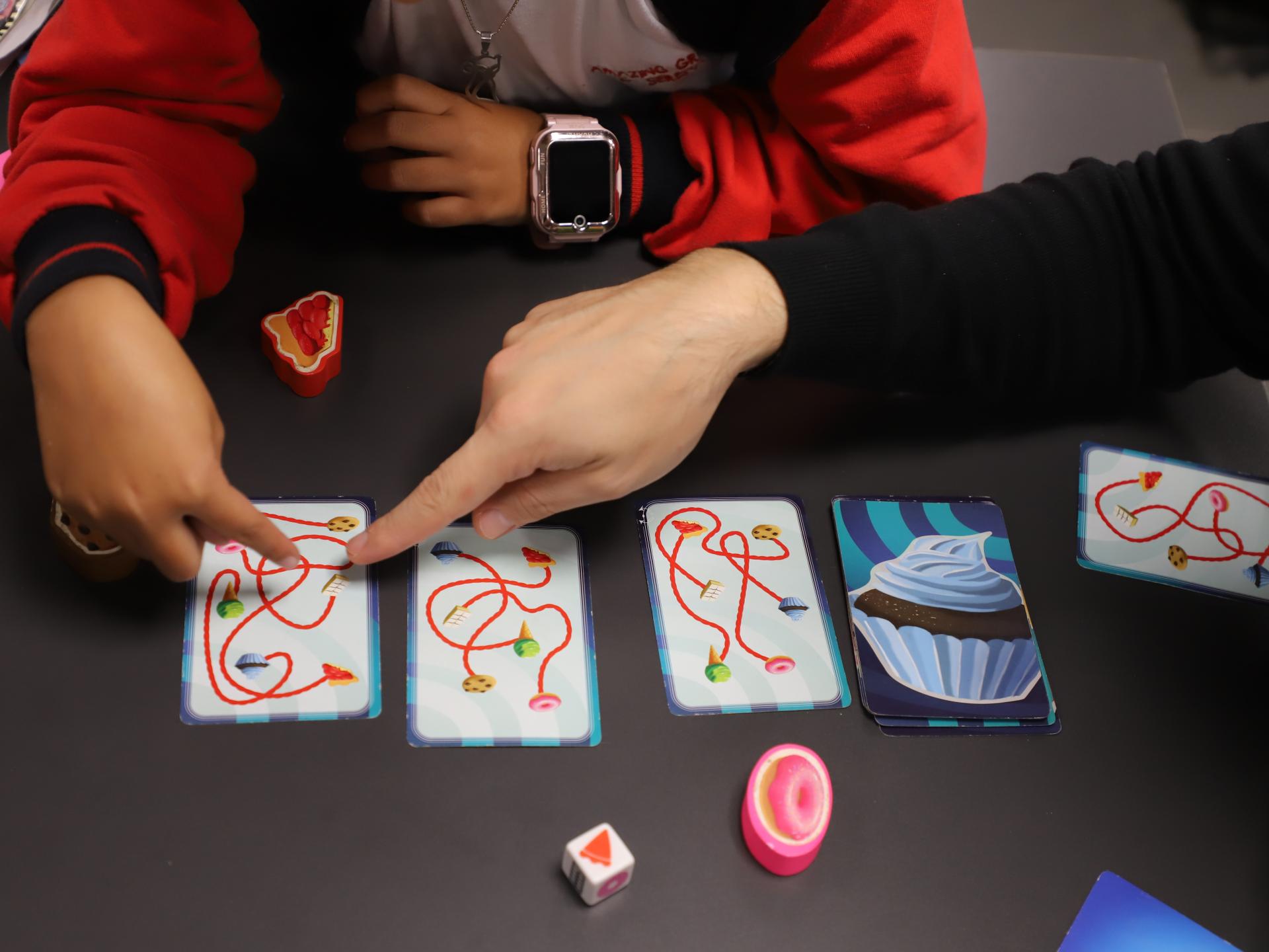 Continúan las tardes de ludoteca de la Biblioteca Regional Gabriela Mistral para disfrutar con entretenidos juegos de mesa.