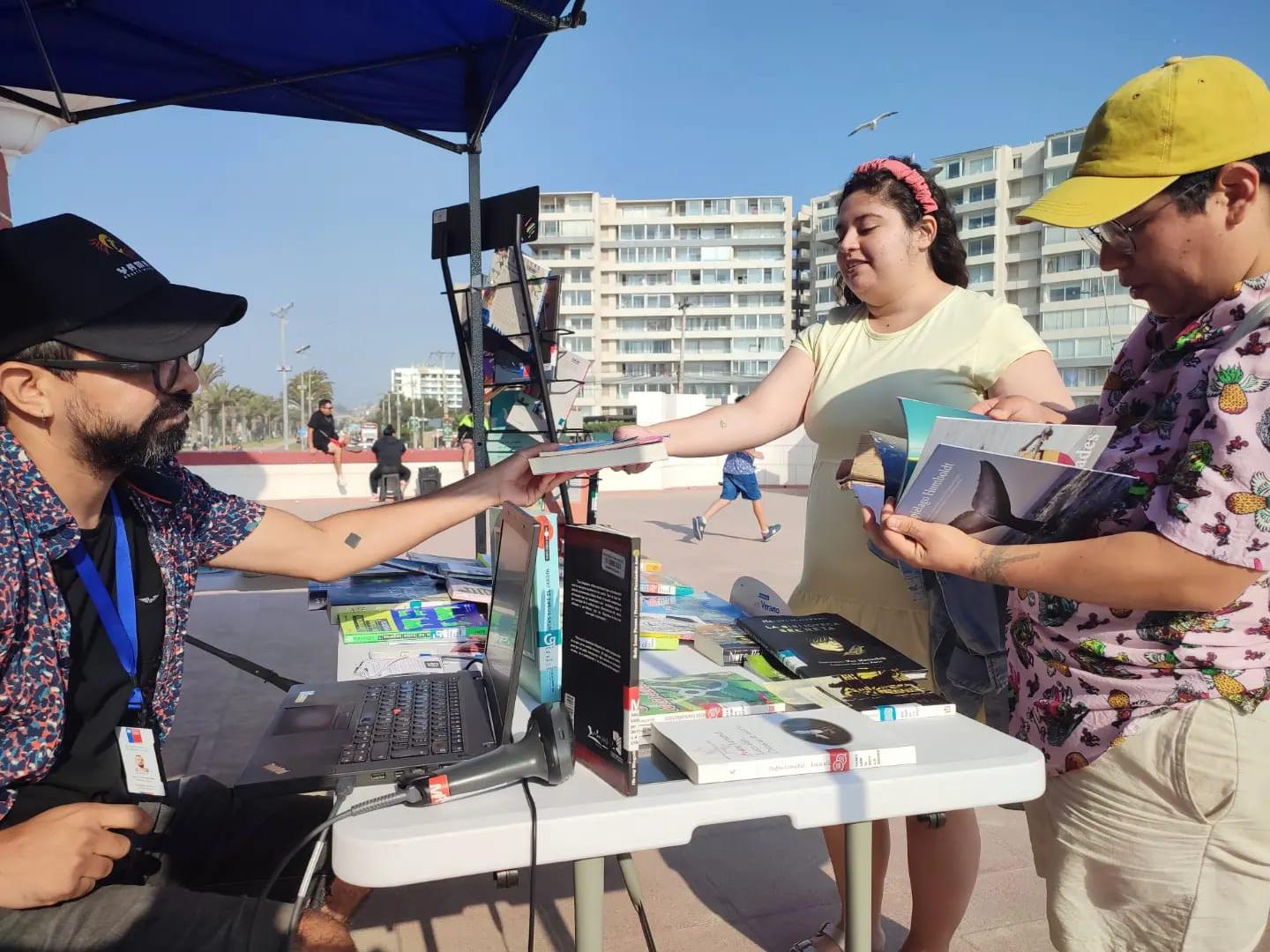 La Biblioteca Regional se traslada a este emblemático sector de La Serena con sus libros, cuentos y sorpresas. 