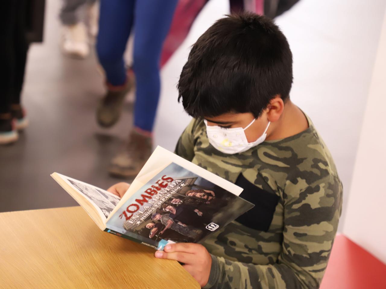 Lecturas en espacio infantil