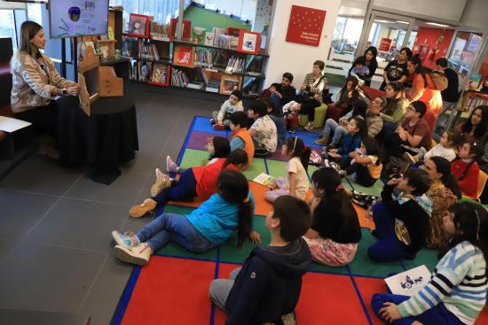 El espacio público cultural te invita a descubrir y participar en las diversas iniciativas ligadas a los libros durante todo el mes