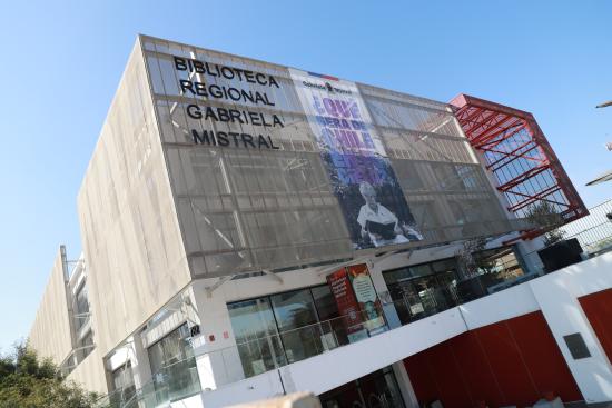 Biblioteca Regional Gabriela Mistral, esta última lugar donde se llevará a cabo el encuentro en su salón auditorio desde las 10:30 de la mañana.